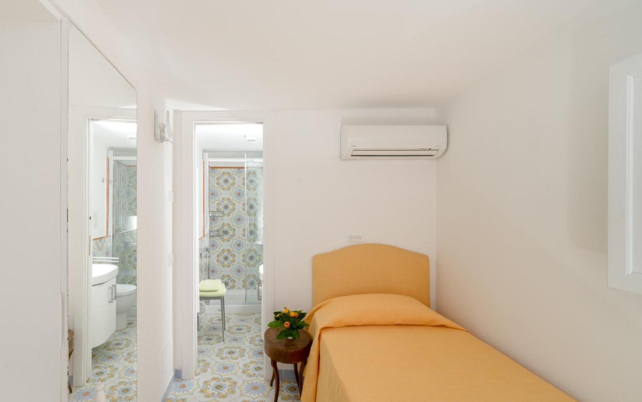 Holiday home I Tre By Caprirooms *
